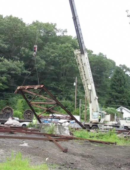 Bowman Lowering The Headframe.jpg