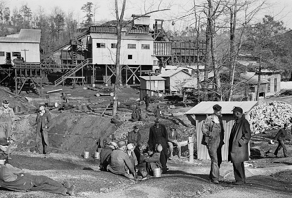 Alabama coal miners, Bankhead Mines, Walker County, Alabama.jpg